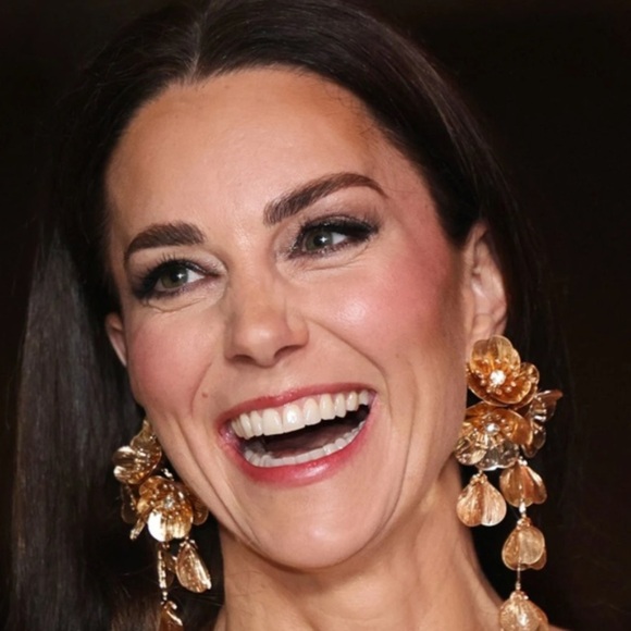 Zara famous Kate earrings gold Floral Drop Earrings - Picture 4 of 7